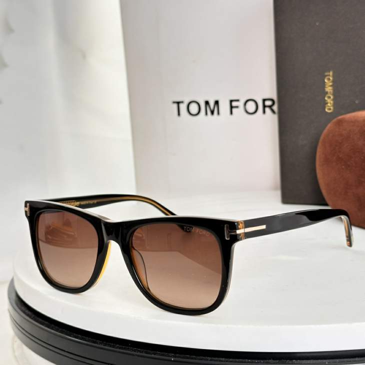 Picture of Tom Ford Sunglasses _SKUfw77644355fw